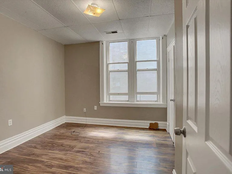 60 E Washington St #1E — Photo 13