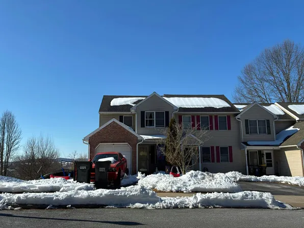 33 Park View Dr, Reinholds, PA 17569