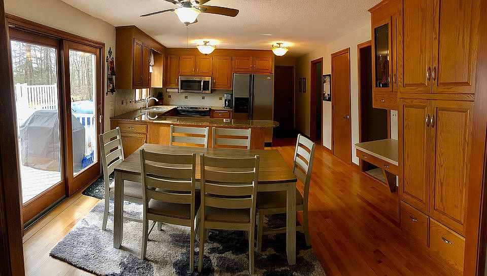 21 Wells Rd, Ellington, CT 06029 Zillow