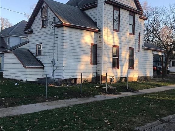2nd image of 437 Chester Ave