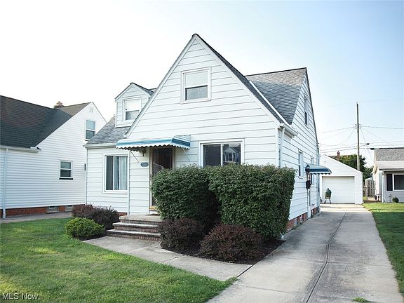 2nd image of 7814 Thornton Dr