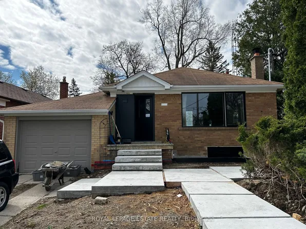 65 Maywood Park, Toronto, ON M1K 2H1