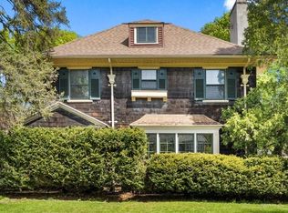 114 Windemere Rd, Rochester, NY 14610