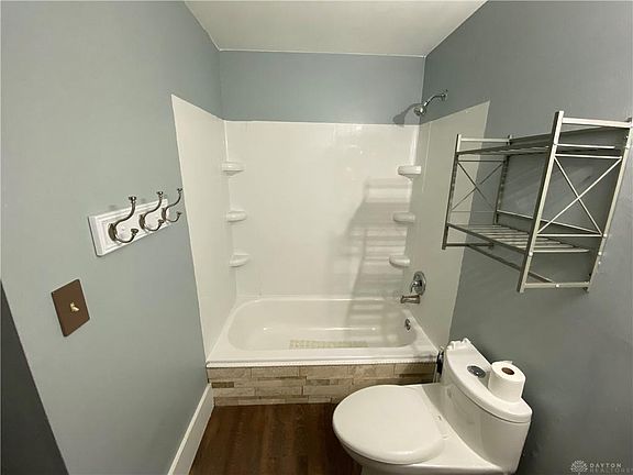 3rd image of 5980 Deer Park Pl