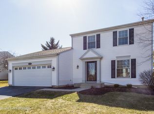 473 Pheasant Ridge Rd, Lake Zurich, IL 60047