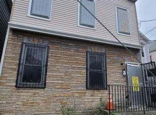 214 12th Ave, Newark, NJ 07107