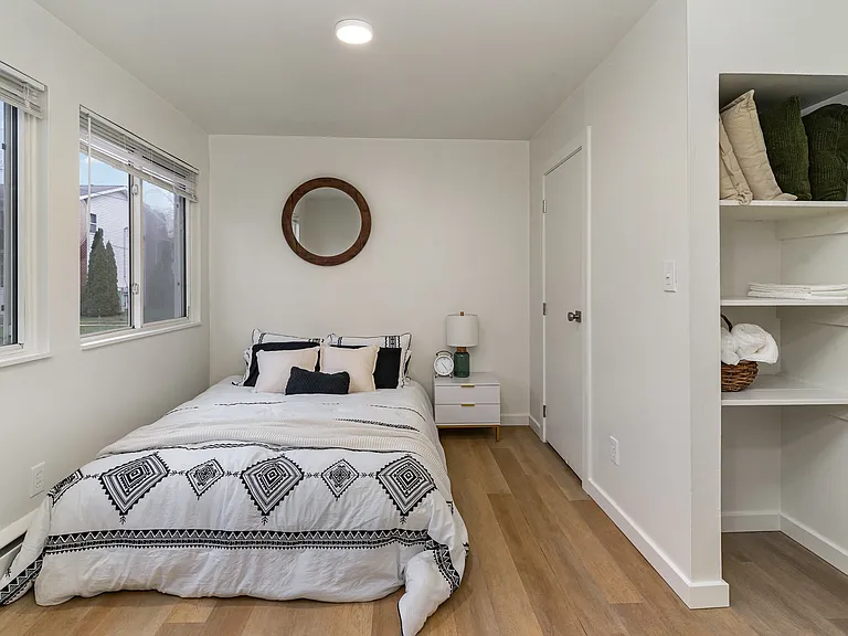 2813 Ronan St #3 — Photo 7