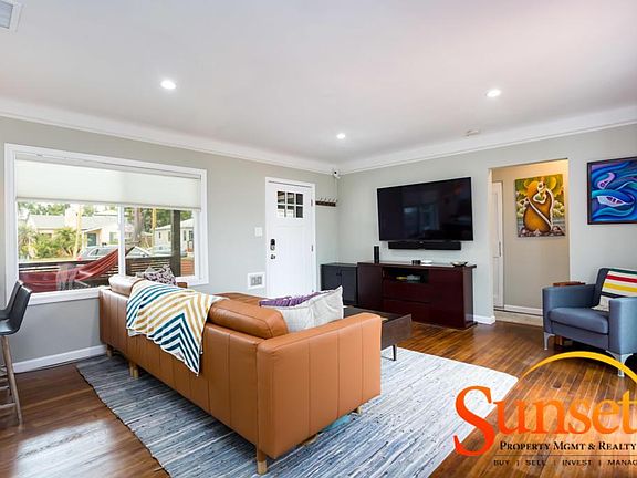 4th image of 3696 Madison Ave