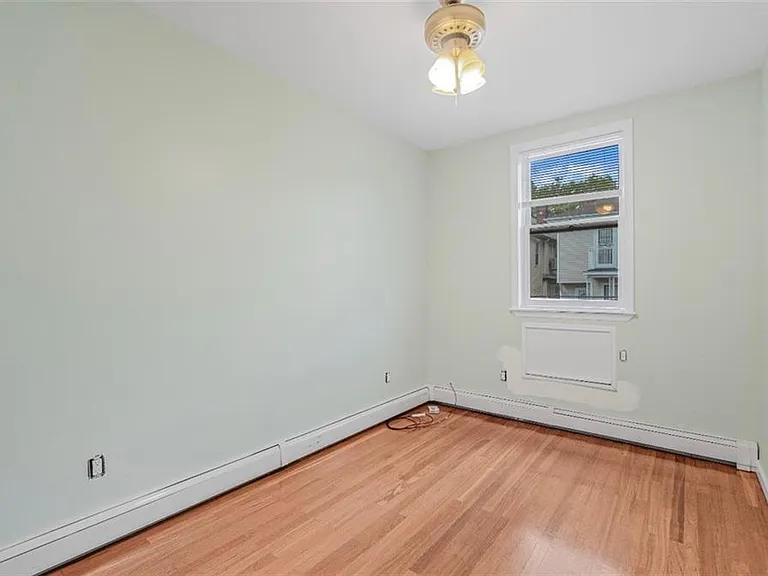 2315 82nd St — Photo 2
