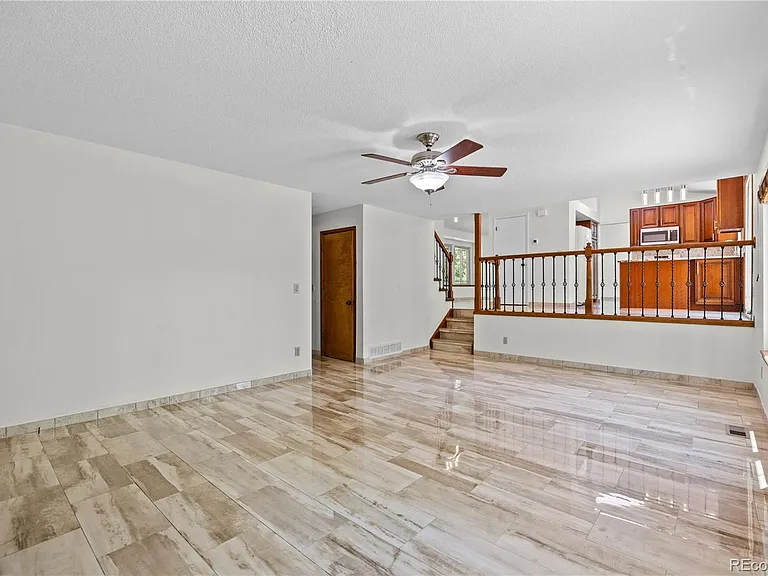 8725 Meadowlark Cir — Photo 6