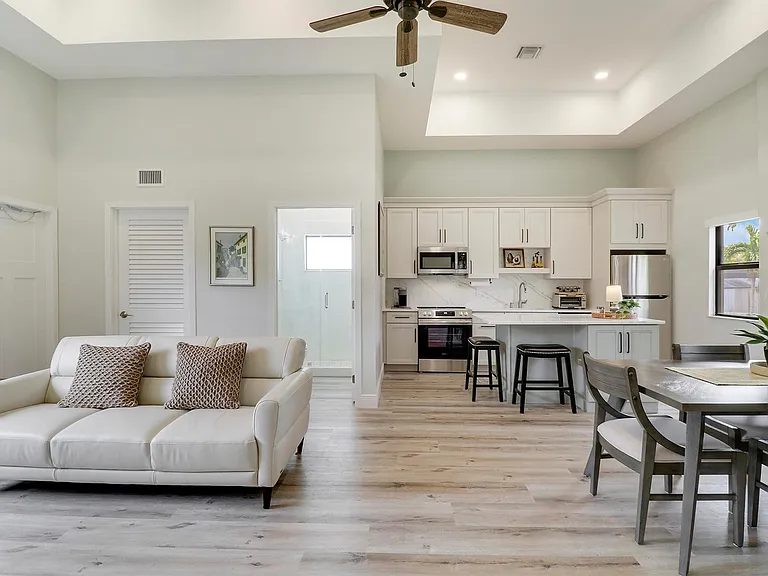 10735 Lantana Rd — Photo 1