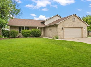 3003 Hawthorne Ln, Dyer, IN