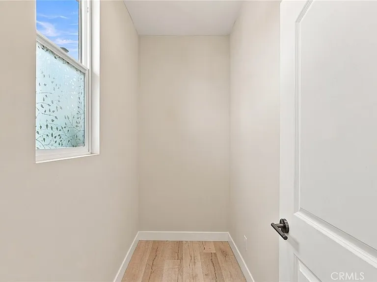 15340 Lassen St — Photo 8