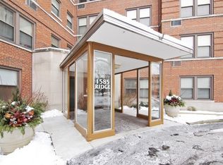 1585 Ridge Ave APT 408, Evanston, IL 60201
