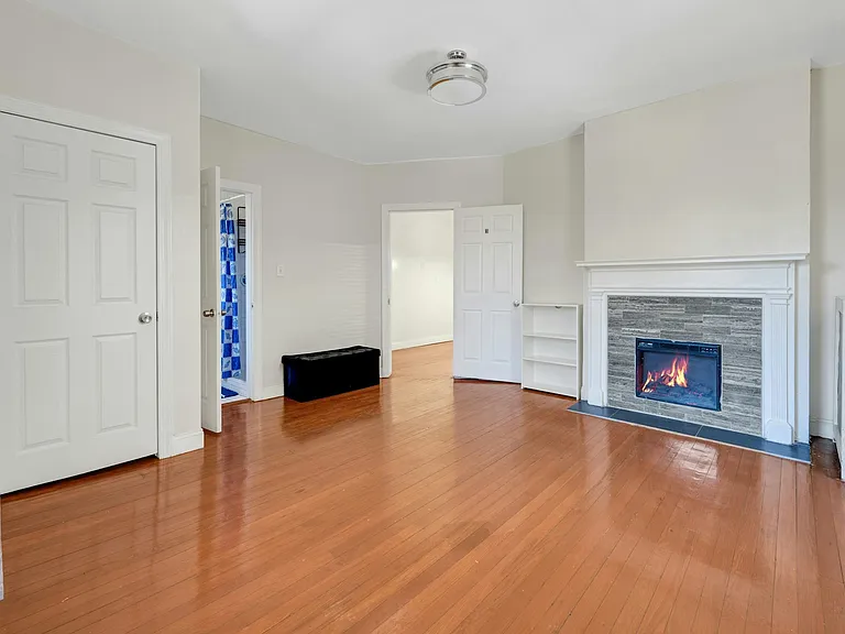 127 S Burnett St #1 — Photo 18