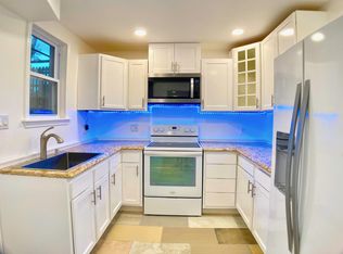 32 4th St #1, Laurel, MD 20707