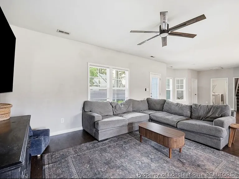 277 B And B Loop — Photo 10