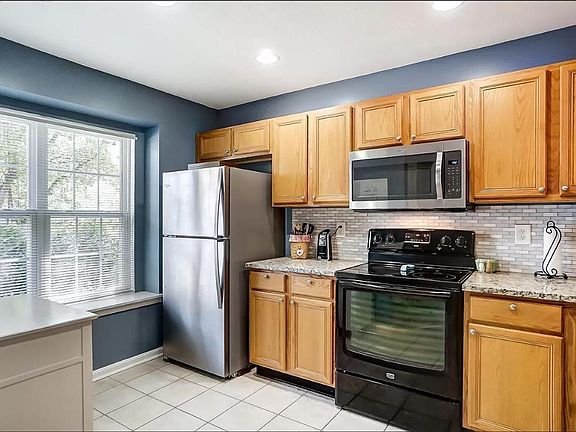 2nd image of 4184 Spyglass Hl