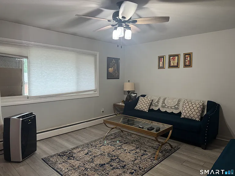 44 Racebrook Rd #B — Photo 9
