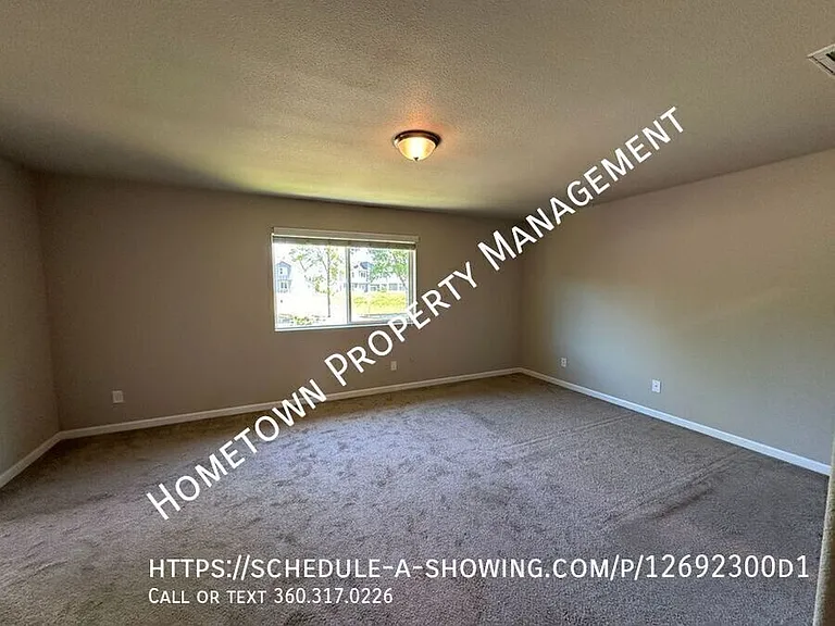 3332 Juno Ct NE — Photo 31