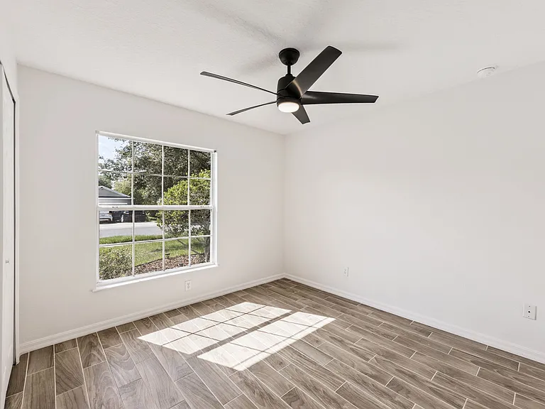 120 Prairie Falcon Dr — Photo 15