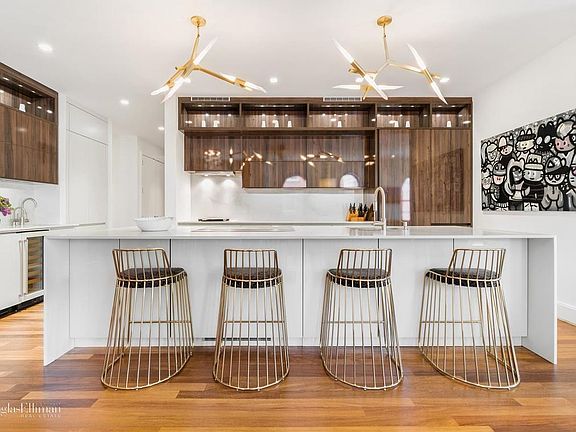 3rd image of 416 Washington St APT 5G