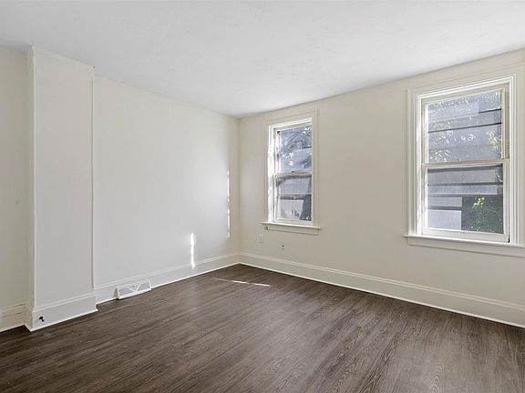 5th image of 2312 Orange St