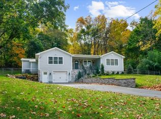 84 Musconetcong River Rd, Hampton, NJ 08827
