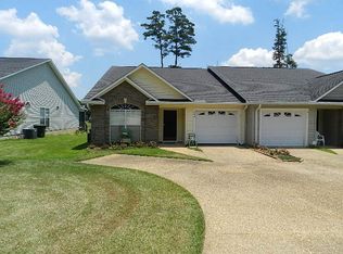 209 Huntington Pointe Dr, Thomasville, GA 31757