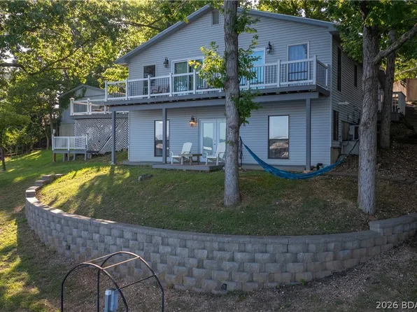 1368 Hickory Ln, Osage Beach, MO 65065