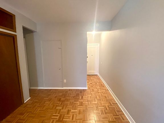3rd image of 25-27 33rd St #1
