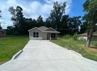 125 Town And Country Dr, Huntsville, TX 77320