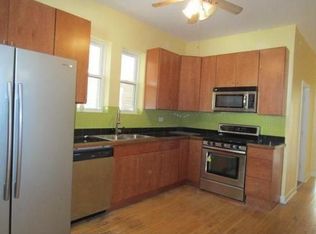 2911 N Troy St, Chicago, IL 60618
