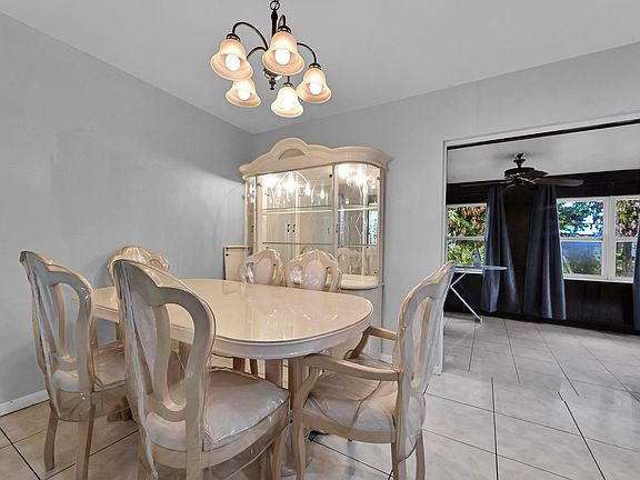 2nd image of 179 SE Soneto Court