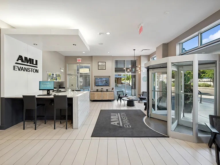 Evanston_amenity_leasing office
