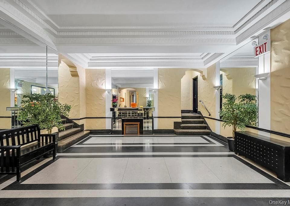 1st image of 2020 E 41st Street #2B