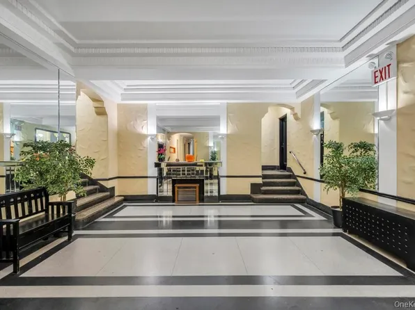 2020 E 41st Street #2B, Brooklyn, NY 11234