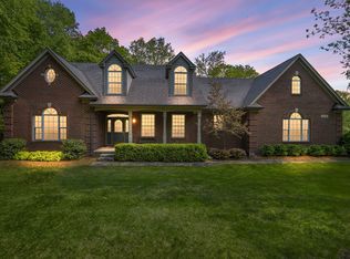 3866 Nutcracker Ct, Oxford, MI 48370