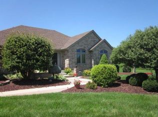 77415 Foxridge Ln, Romeo, MI 48065