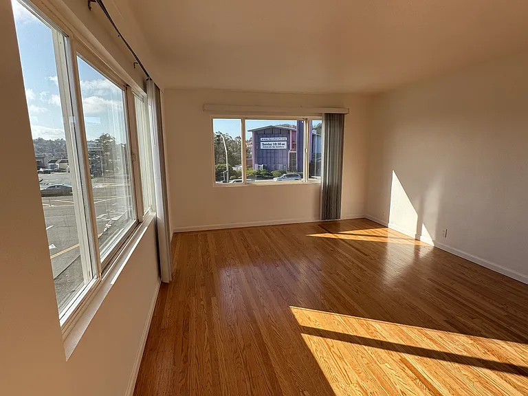 111 Fowler Ave #3 — Photo 9