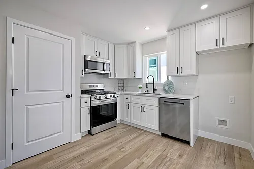 Coastal Living at Its Finest Brand-New 2 Bedroom Near Imperial Beach! Photo 1