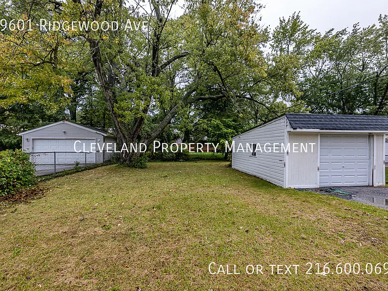 19601 Ridgewood Ave — Photo 5