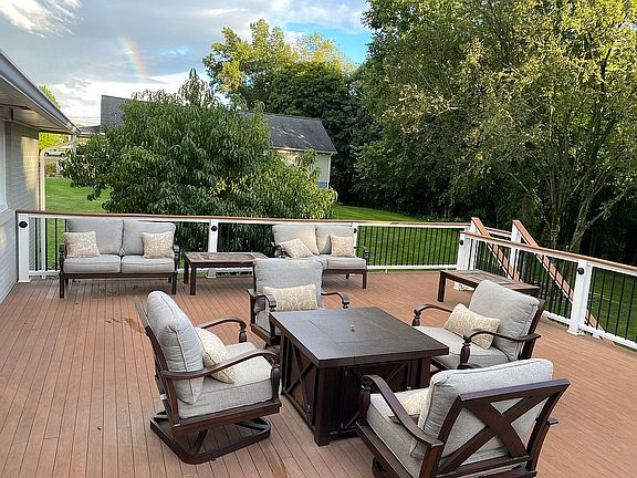 Outdoor Entertainment!