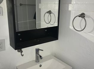 1446 E 115th St APT 2, Cleveland, OH
