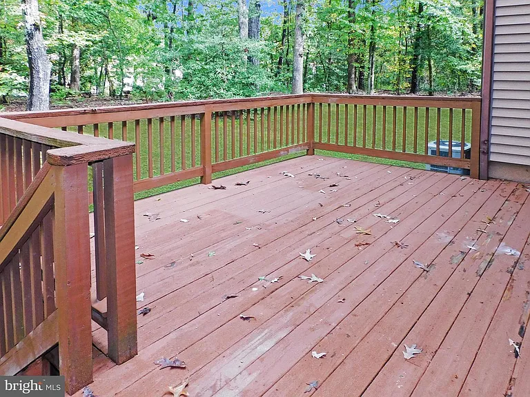 23348 Red Oak Ct — Photo 9