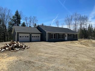 82 Snowberry Ln, Palermo, ME 04354