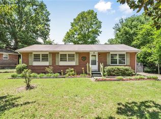 3303 Sandburg Dr, Greensboro, NC 27405