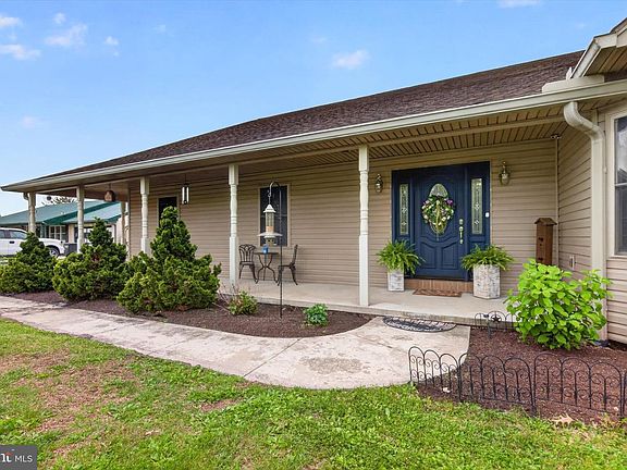 3rd image of 7A Penn Manor Rd