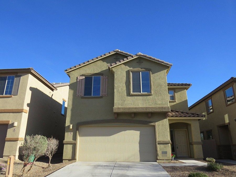 1st image of 742 W Calle Capotasto