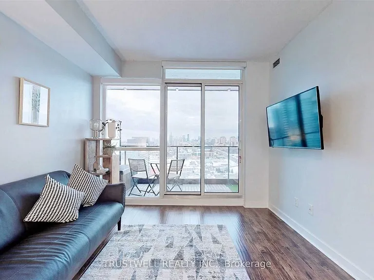 33 Singer Ct #2808 — Photo 6
